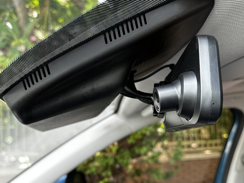 Gương điện Azcam G1 4K lắp được mọi dòng xe, không ốp chồng gương Gương điện Azcam G1 4K lắp được mọi dòng xe, không ốp chồng gương