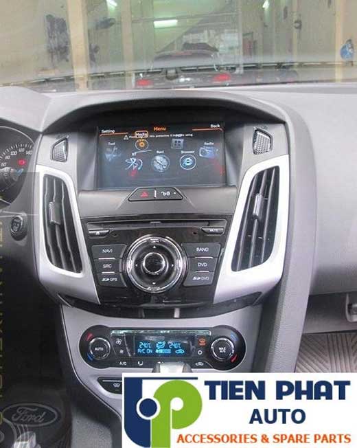 Lắp Màn Hình DVD Zin Theo Xe Ford Focus Đời 2016 Tại Củ Chi